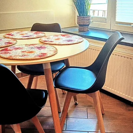Daire Plac Kazimierza Wielkiego 5 *